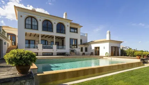 Luxury villa at Monte Rei exclusive golfcourse 14