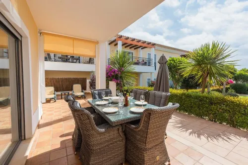 Luxury groundfloor close to Porto de Mos beach 23