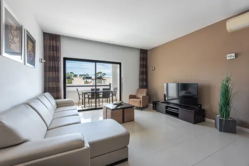 Modern apartment in Lagos close to beach  5