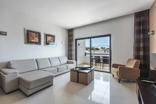 Modern apartment in Lagos close to beach  6